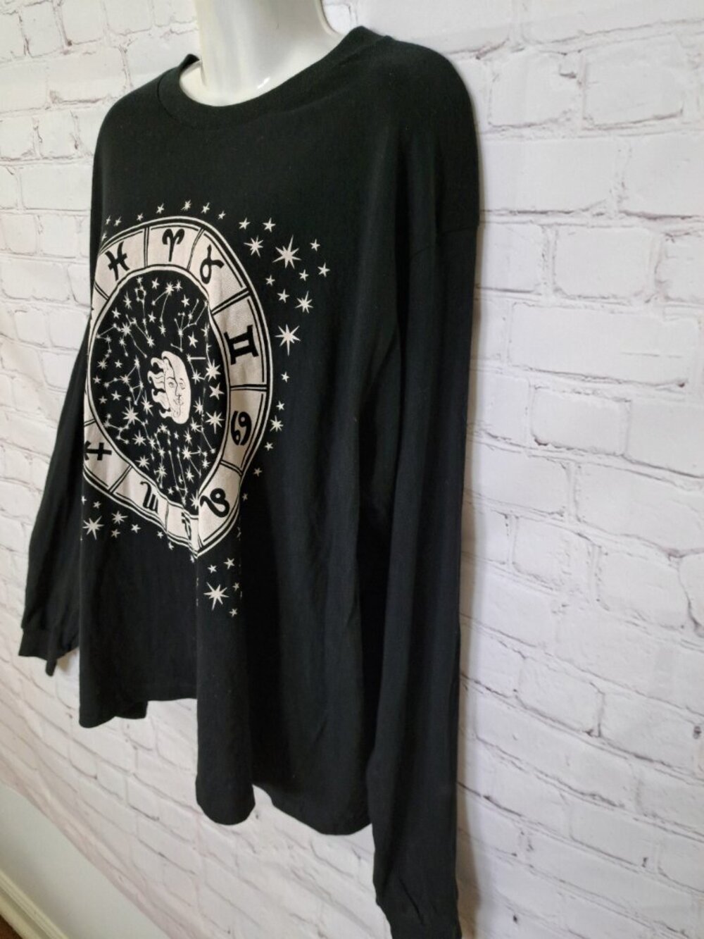 Obsessive Love NEW Zodiac Graphic 100% Cotton T Shirt size XL - Picture 2 of 8
